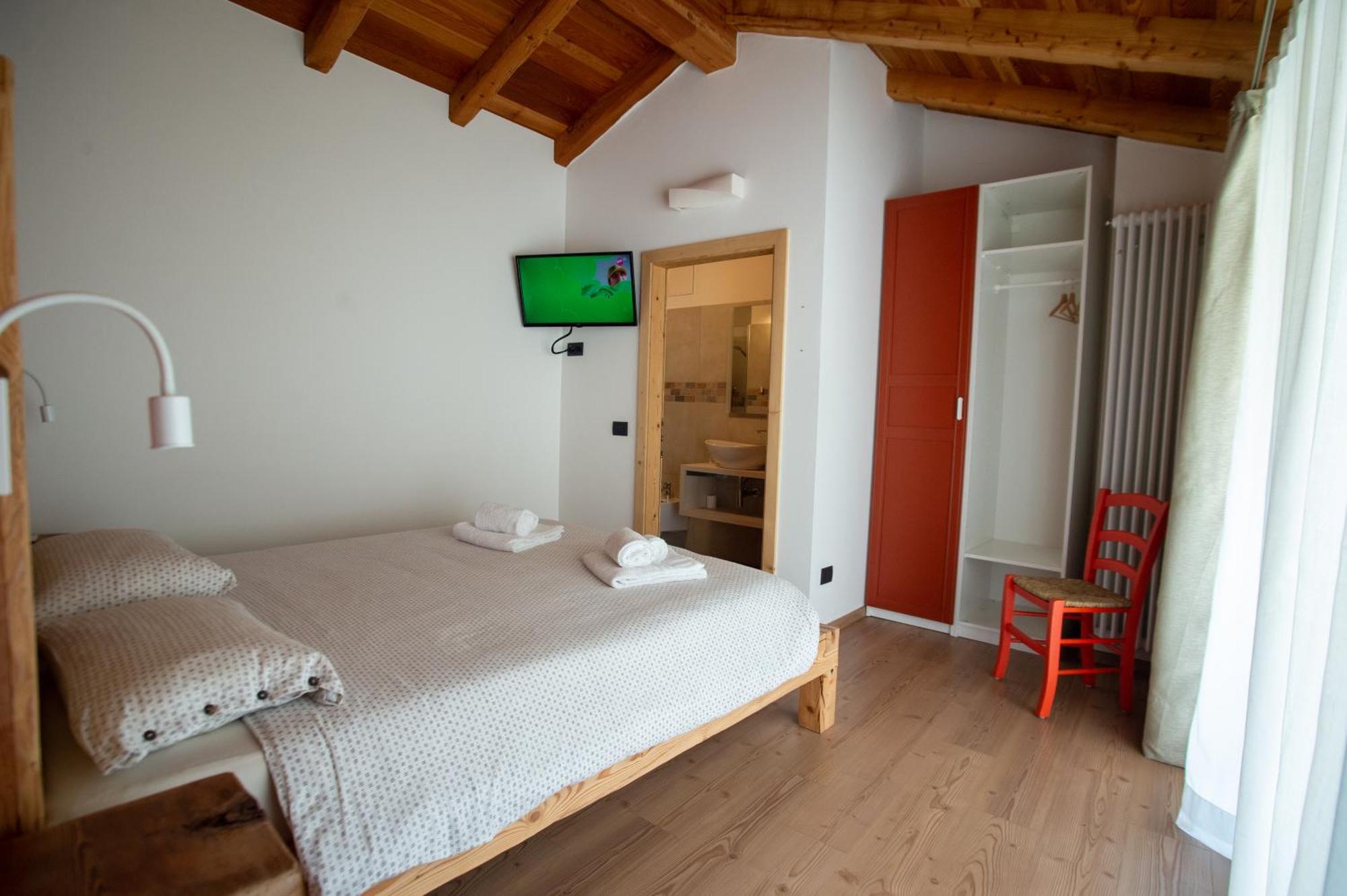 تيون دي ترينتو La Lesivera Bed And Breakfast المظهر الخارجي الصورة