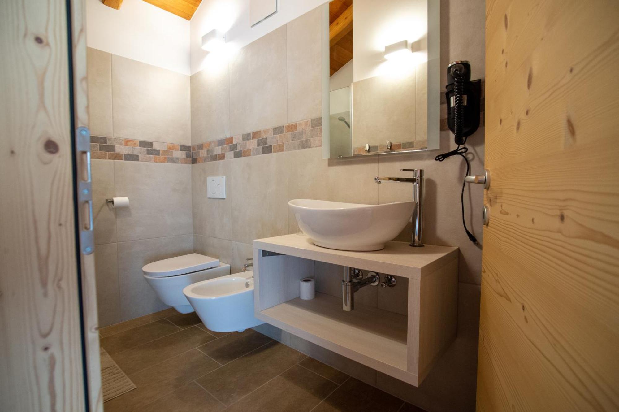 تيون دي ترينتو La Lesivera Bed And Breakfast المظهر الخارجي الصورة